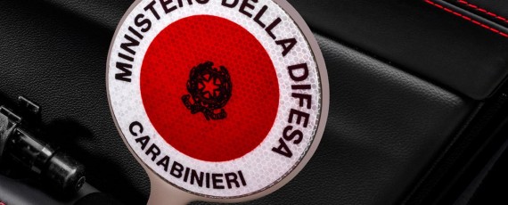 Alfa Romeo Giulia Quadrifoglio - Carabinieri (09)