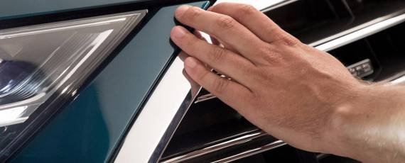 Noul Audi A8 - imagini teaser (01)