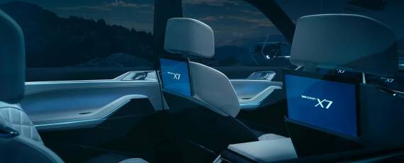 BMW X7 iPerformance Concept (09)