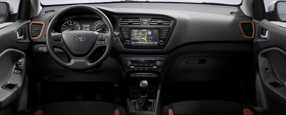 Noul Hyundai i20 Coupe - interior
