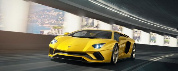 Lamborghini Aventador S (04)