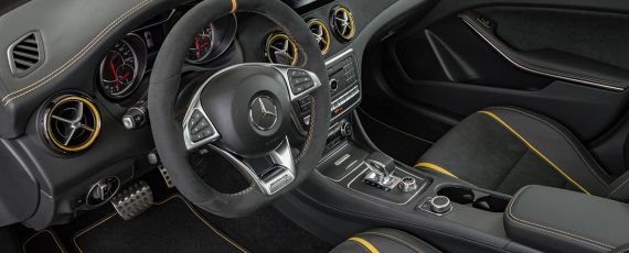 Mercedes-AMG GLA 45 4MATIC Yellow Night Edition (04)