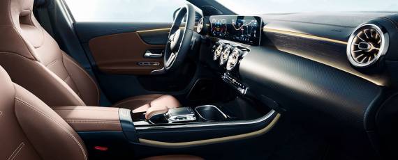 Mercedes-Benz A-Class 2018 - interior (05)