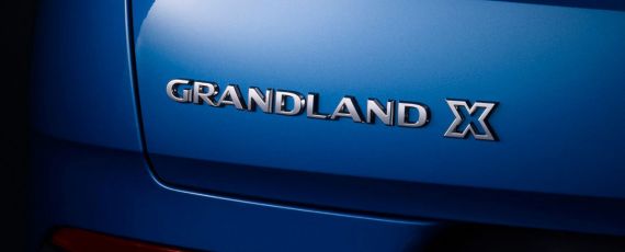 Opel Grandland X (08)