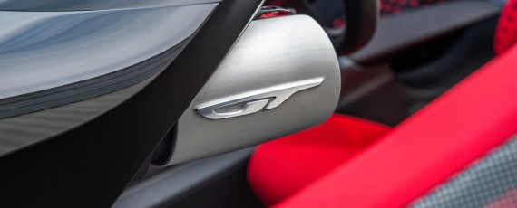 Conceptul Opel GT - interior (07)