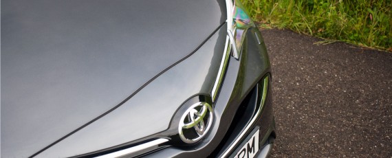 Test Toyota Avensis 2.0 D-4D Luxury (09)
