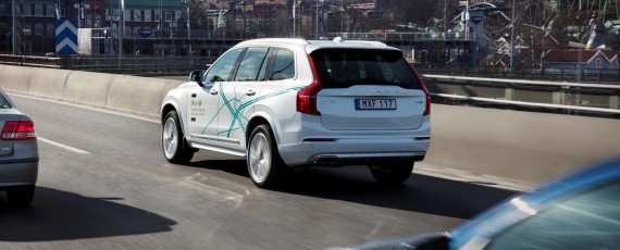 Volvo - mașini autonome (02)