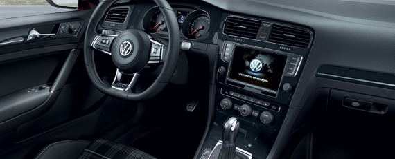 VW Golf 7 GTD - interior