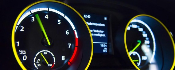 VW Golf GTI Dark Shine (11)