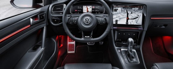 Volkswagen Golf R Touch (03)