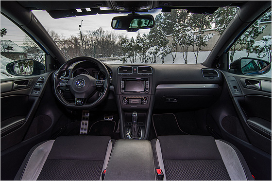 VW Golf R20 - interior
