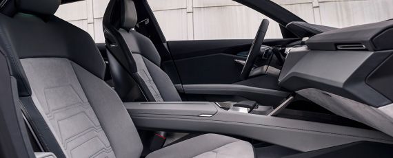Audi e-tron quattro Concept (04)