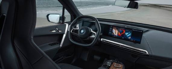 Noul BMW iX M60 (03)