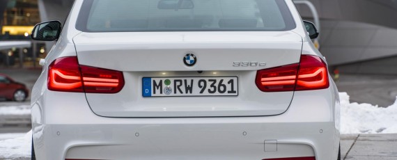 Noul BMW 330e (07)