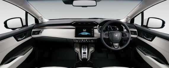 Noua Honda Clarity Fuel Cell (04)