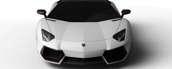 Lamborghini Aventador Pirelli Edition (02)
