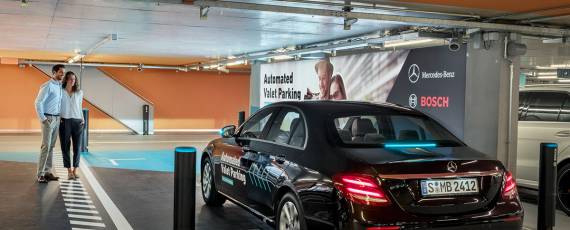 Mercedes-Benz Automated Valet Parking (02)