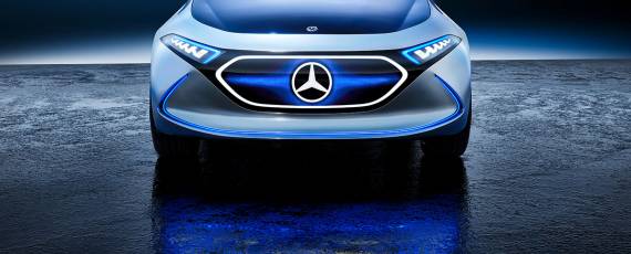 Mercedes-Benz Concept EQA (10)