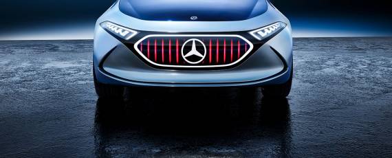Mercedes-Benz Concept EQA (11)