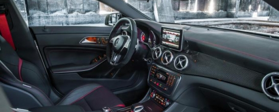 Mercedes-Benz CLA 45 AMG - interior