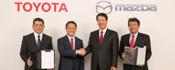 Parteneriat Toyota - Mazda 2015 (02)