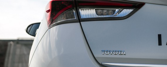Test Toyota Auris Hybrid facelift (08)