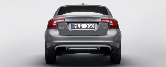 Noul Volvo S60 Cross Country (02)